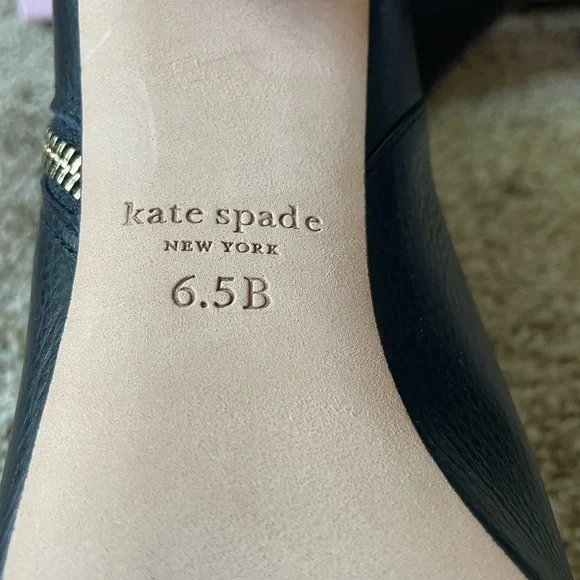 Kate Spade Leather Ankle Knott Zip Boot in Black size 6.5 - Picture 5 of 9